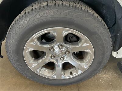 2015 RAM 1500 Laramie - Photo 25 - Saint Louis, MI 48880-9800