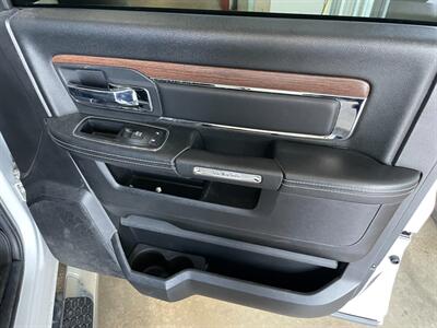 2015 RAM 1500 Laramie - Photo 24 - Saint Louis, MI 48880-9800