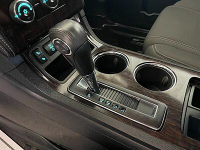 2016 Chevrolet Traverse LT   - Photo 13 - Saint Louis, MI 48880-9800