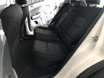 2020 Kia Sportage LX   - Photo 16 - Saint Louis, MI 48880-9800