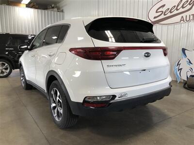 2020 Kia Sportage LX   - Photo 3 - Saint Louis, MI 48880-9800