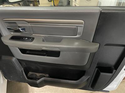 2019 RAM 1500 Classic Tradesman - Photo 16 - Saint Louis, MI 48880-9800