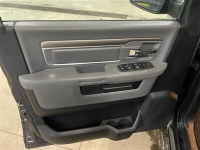 2013 RAM 1500 SLT   - Photo 22 - Saint Louis, MI 48880-9800