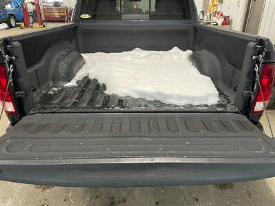 2013 RAM 1500 SLT   - Photo 9 - Saint Louis, MI 48880-9800