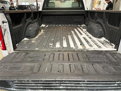 2017 Ford F-150 XL   - Photo 9 - Saint Louis, MI 48880-9800