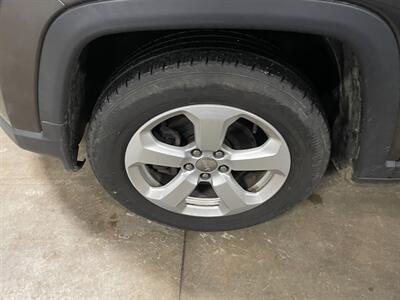 2020 Jeep Compass Latitude   - Photo 20 - Saint Louis, MI 48880-9800