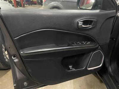 2020 Jeep Compass Latitude   - Photo 19 - Saint Louis, MI 48880-9800