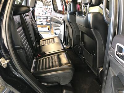 2018 Jeep Grand Cherokee Limited   - Photo 16 - Saint Louis, MI 48880-9800