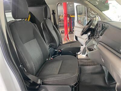 2021 Ford Transit 250   - Photo 19 - Saint Louis, MI 48880-9800