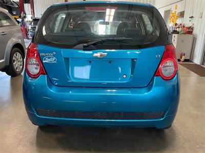 2009 Chevrolet Aveo5 LT - Photo 7 - Saint Louis, MI 48880-9800
