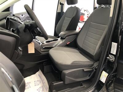2013 Ford Escape SE   - Photo 13 - Saint Louis, MI 48880-9800