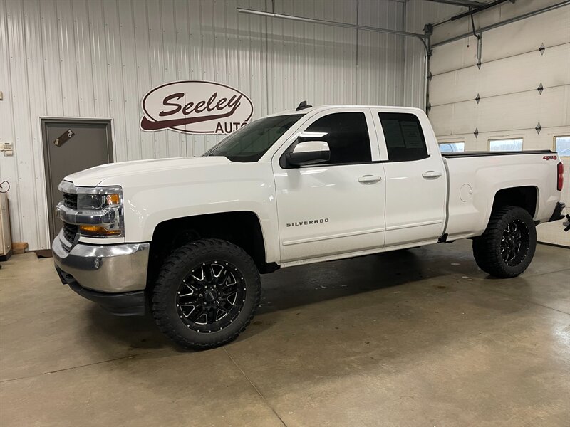 2019 Chevrolet Silverado 1500 LD LT   - Photo 1 - Saint Louis, MI 48880-9800