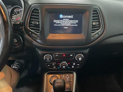 2019 Jeep Compass Latitude   - Photo 9 - Saint Louis, MI 48880-9800