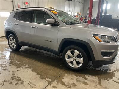 2019 Jeep Compass Latitude   - Photo 5 - Saint Louis, MI 48880-9800