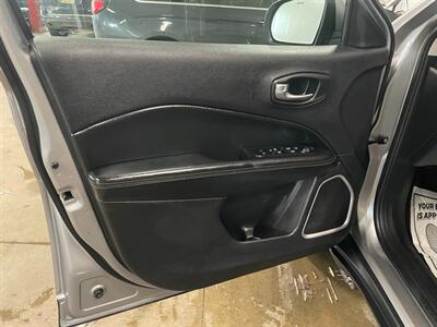 2019 Jeep Compass Latitude   - Photo 21 - Saint Louis, MI 48880-9800