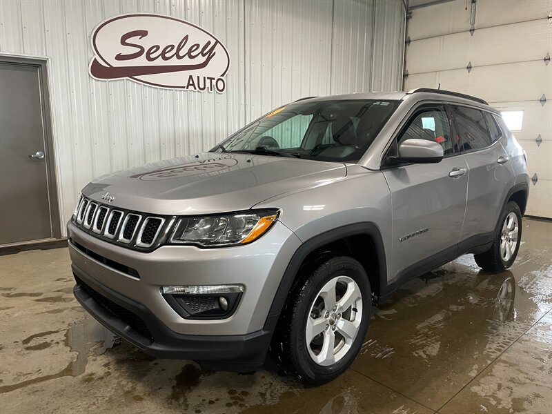 2019 Jeep Compass Latitude   - Photo 1 - Saint Louis, MI 48880-9800