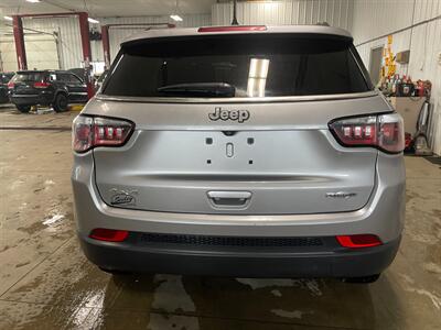 2019 Jeep Compass Latitude   - Photo 24 - Saint Louis, MI 48880-9800