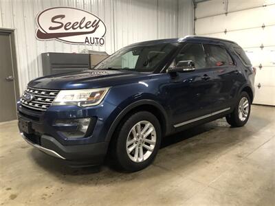 2016 Ford Explorer XLT   - Photo 1 - Saint Louis, MI 48880-9800