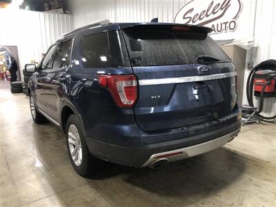 2016 Ford Explorer XLT   - Photo 3 - Saint Louis, MI 48880-9800