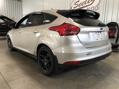2017 Ford Focus SEL   - Photo 6 - Saint Louis, MI 48880-9800
