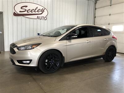 2017 Ford Focus SEL   - Photo 1 - Saint Louis, MI 48880-9800