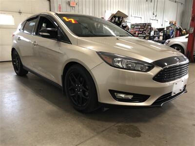 2017 Ford Focus SEL   - Photo 3 - Saint Louis, MI 48880-9800