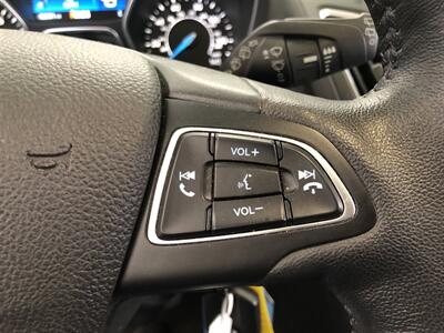 2017 Ford Focus SEL   - Photo 10 - Saint Louis, MI 48880-9800