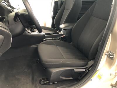 2017 Ford Focus SEL   - Photo 14 - Saint Louis, MI 48880-9800