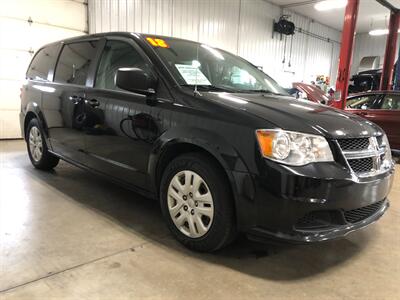 2018 Dodge Grand Caravan SE   - Photo 5 - Saint Louis, MI 48880-9800