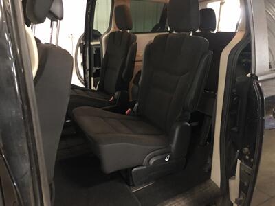 2018 Dodge Grand Caravan SE   - Photo 15 - Saint Louis, MI 48880-9800