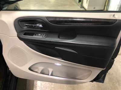 2018 Dodge Grand Caravan SE   - Photo 21 - Saint Louis, MI 48880-9800
