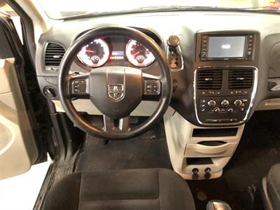 2018 Dodge Grand Caravan SE   - Photo 8 - Saint Louis, MI 48880-9800