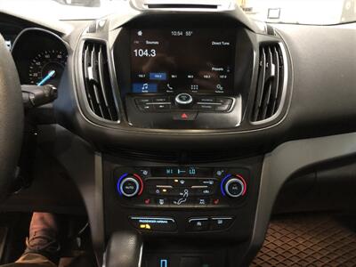 2018 Ford Escape SE   - Photo 8 - Saint Louis, MI 48880-9800