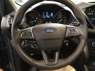 2018 Ford Escape SE   - Photo 7 - Saint Louis, MI 48880-9800