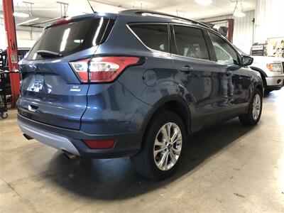2018 Ford Escape SE   - Photo 5 - Saint Louis, MI 48880-9800