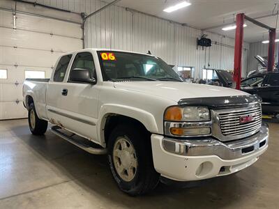 2006 GMC Sierra 1500 Work Truck - Photo 4 - Saint Louis, MI 48880-9800