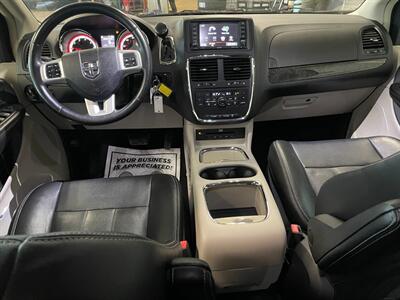 2016 Dodge Grand Caravan Crew   - Photo 7 - Saint Louis, MI 48880-9800