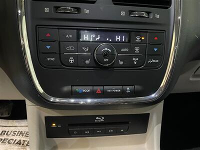 2016 Dodge Grand Caravan Crew   - Photo 13 - Saint Louis, MI 48880-9800