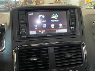 2016 Dodge Grand Caravan Crew   - Photo 12 - Saint Louis, MI 48880-9800