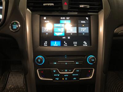 2018 Ford Fusion Hybrid SE - Photo 14 - Saint Louis, MI 48880-9800