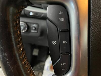 2016 Chevrolet Traverse LT - Photo 13 - Saint Louis, MI 48880-9800