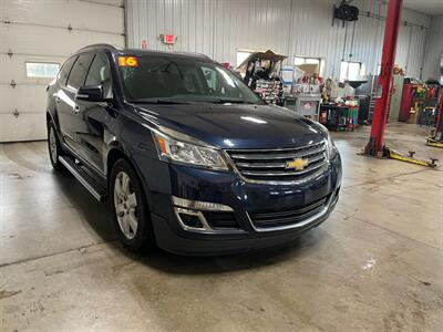 2016 Chevrolet Traverse LT - Photo 6 - Saint Louis, MI 48880-9800
