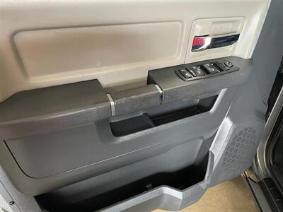 2012 RAM Ram 1500 SLT - Photo 20 - Saint Louis, MI 48880-9800