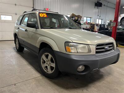 2005 Subaru Forester X   - Photo 4 - Saint Louis, MI 48880-9800