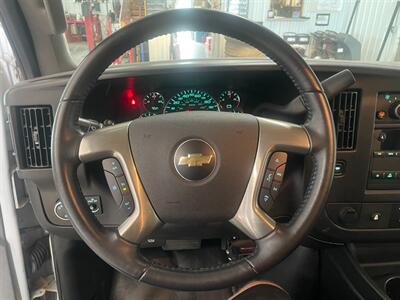 2018 Chevrolet Express 3500 - Photo 9 - Saint Louis, MI 48880-9800