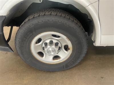 2018 Chevrolet Express 3500 - Photo 25 - Saint Louis, MI 48880-9800
