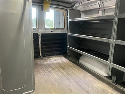 2018 Chevrolet Express 3500 - Photo 22 - Saint Louis, MI 48880-9800