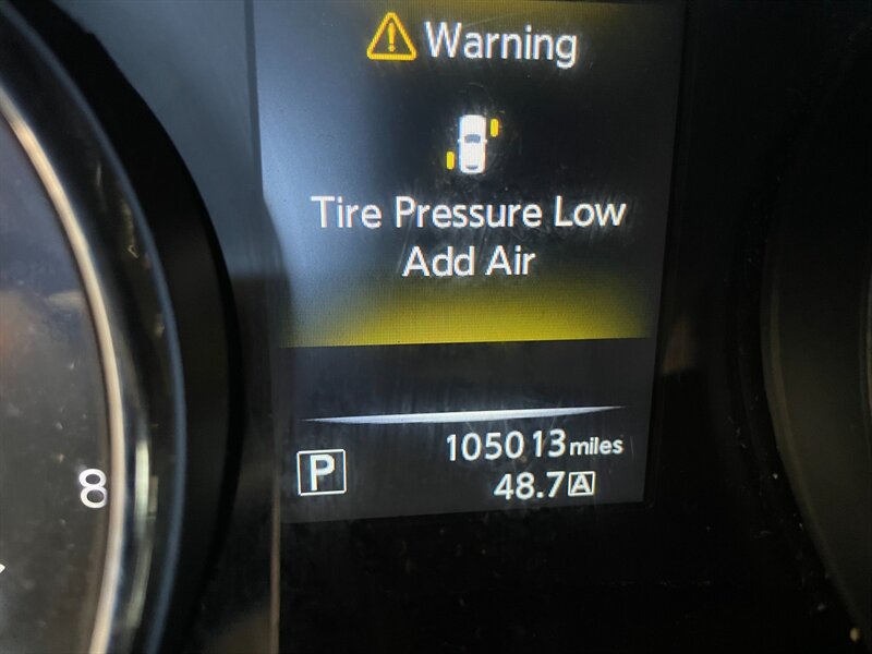 2015 Nissan Rogue SV - Photo 9 - Saint Louis, MI 48880-9800