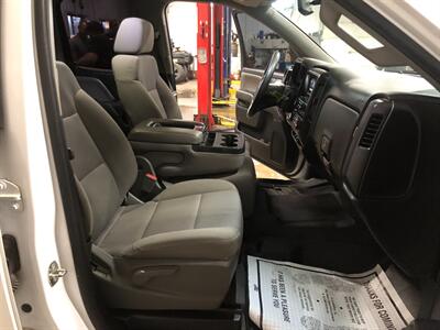 2015 Chevrolet Silverado 1500 Work Truck   - Photo 15 - Saint Louis, MI 48880-9800