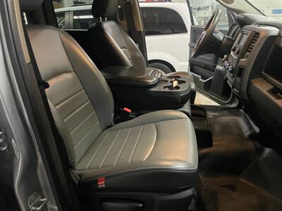 2021 RAM 1500 Classic Tradesman   - Photo 15 - Saint Louis, MI 48880-9800